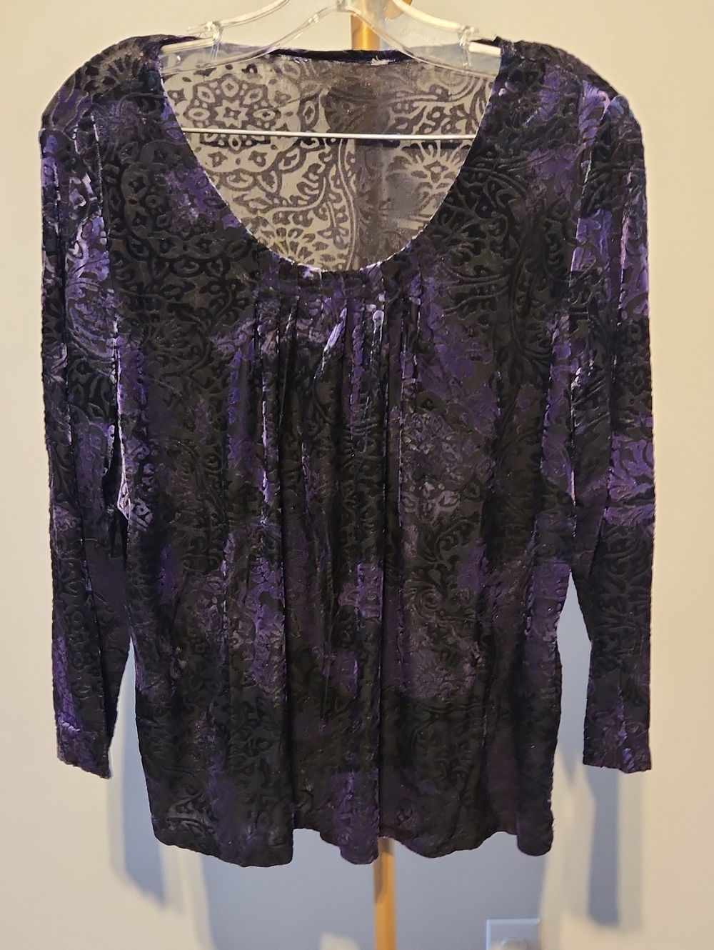 Elegant Purple Velvet Burnout Scoop Neck Top